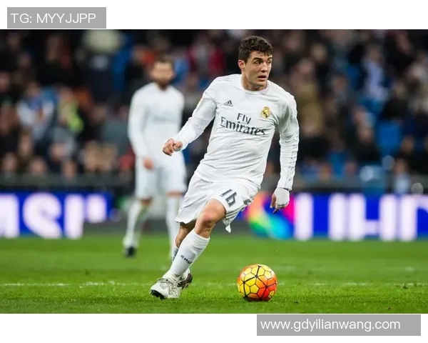 中超精彩对决皇马逆转本菲卡战术解析引发全场热议 中超精彩对决皇马逆转本菲卡战术解析引发全场热议