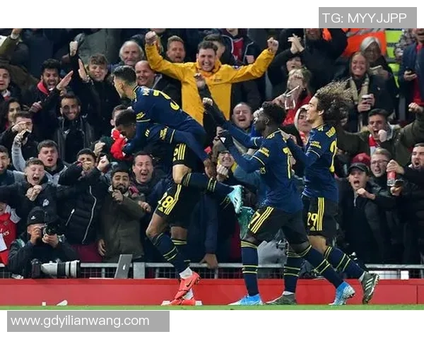 英超精彩对决阿森纳大胜巴萨逆转瞬间点燃全场激情 英超精彩对决阿森纳大胜巴萨逆转瞬间点燃全场激情