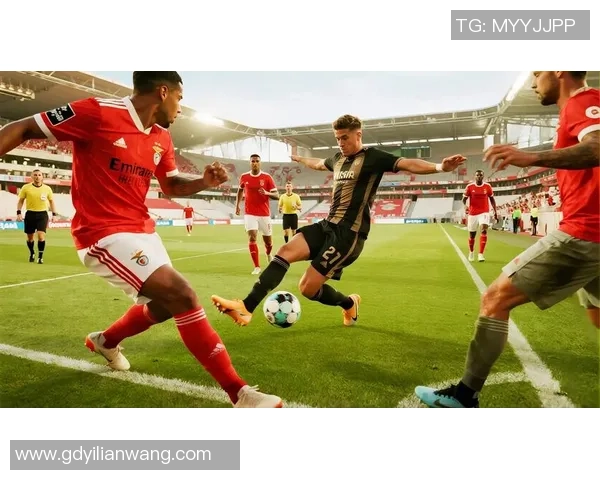 本菲卡逆袭巴萨5比1神奇扑救成比赛转折点引发全场狂欢