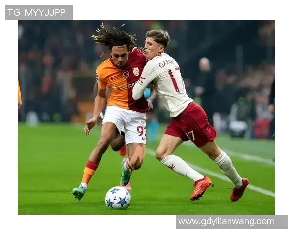 中超精彩对决曼联狂胜多特蒙德四球横扫全场引发热烈反响