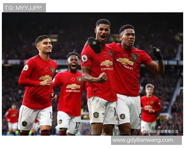 世界杯精彩对决AC米兰大胜曼城五球狂潮引爆全场激情时刻