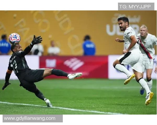 意甲精彩对决多特蒙德逆转曼城五球大胜引发全场狂欢