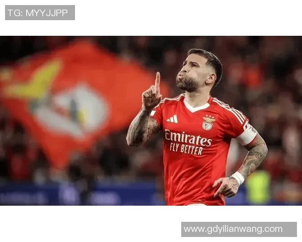 西甲激战：多特蒙德与本菲卡鏖战成平局绝杀瞬间引发全场狂欢