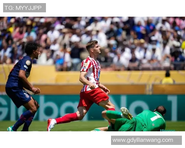 意甲激战：马竞大胜莱比锡五球狂潮引发争议判罚热议