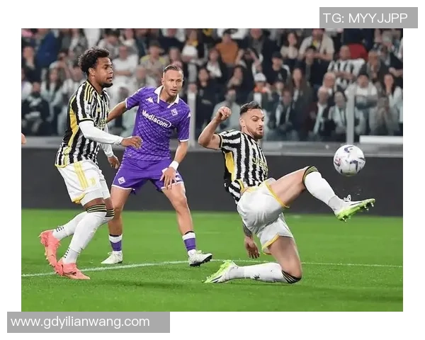 欧冠激战切尔西与尤文图斯握手言和绝杀瞬间引发全场狂欢与转会传闻 欧冠激战切尔西与尤文图斯握手言和绝杀瞬间引发全场狂欢与转会传闻