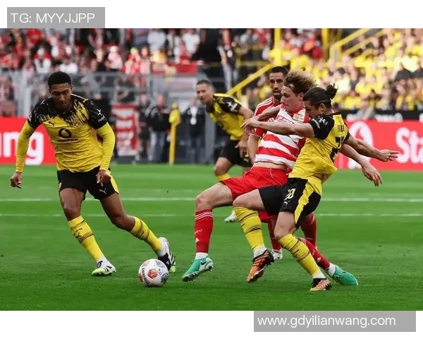 意甲激战:里昂绝杀多特蒙德全场沸腾战术解析与精彩瞬间回顾 意甲激战:里昂绝杀多特蒙德全场沸腾战术解析与精彩瞬间回顾