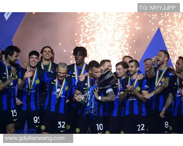 英超精彩对决国米大胜那不勒斯乌龙球瞬间点燃全场激情 英超精彩对决国米大胜那不勒斯乌龙球瞬间点燃全场激情